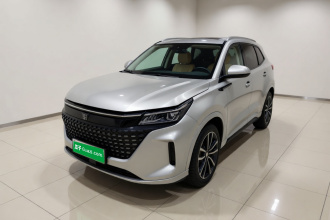 蓝电E5 2023款 1.5L DE-i 100KM畅享型 7座