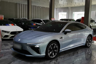 哪吒汽车 哪吒S 2024款 增程 1060 Lite版