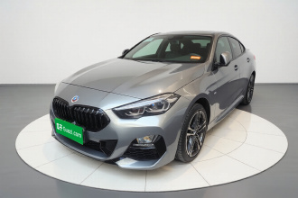 宝马2系(进口) 2023款 改款 225i 四门轿跑车 M运动曜夜套装