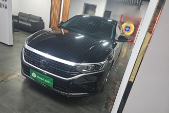 大众 帕萨特 2024款 380TSI 豪华版