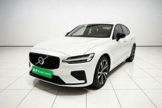 沃尔沃S60 2022款 B4 智远运动版