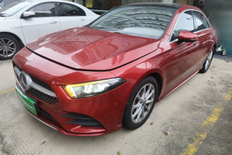 奔驰A级 2019款 A 200 L 运动轿车