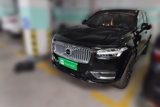 沃尔沃XC90 2023款 B5 智行豪华版 7座