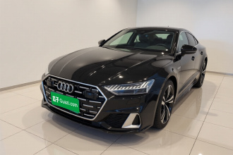 奥迪A7L 2024款 45TFSI quattro S-line 见远型 流晶套装