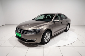 大众 帕萨特 2014款 1.8TSI DSG尊荣版