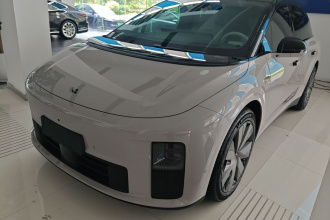 理想汽车 理想i6 2025款 四驱标准版