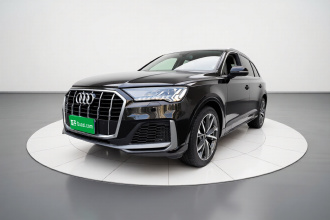奥迪Q7 2022款 55 TFSI quattro S line运动型