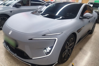 阿维塔12 2024款 700 三激光后驱奢享版