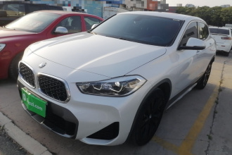 宝马X2 2023款 sDrive25i M越野套装