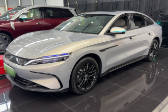 比亚迪 汉 2025款 DM-i 智驾版 245KM尊荣型