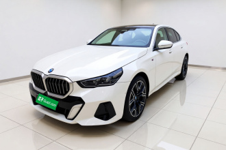 宝马5系 2024款 530Li 尊享型 M运动套装