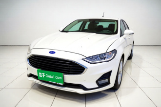 福特 蒙迪欧 2020款 EcoBoost 180 时尚型