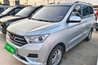 五菱汽车 五菱宏光 2019款 1.5L S舒适型国VI LAR