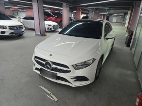 奔驰A级 2022款 改款 A 180 L 运动轿车