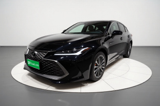 丰田 亚洲龙 2024款 双擎 2.5L XLE尊贵版