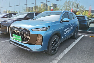 奇瑞 瑞虎8 PLUS C-DM 2025款 1.5T 116km 尊贵型 5座