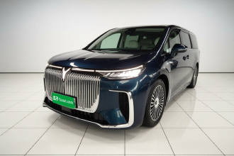 岚图汽车 岚图梦想家 2025款 PHEV 四驱旗舰鲲鹏版