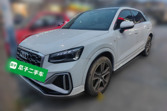 奥迪Q2L 2022款 35 TFSI 时尚动感型