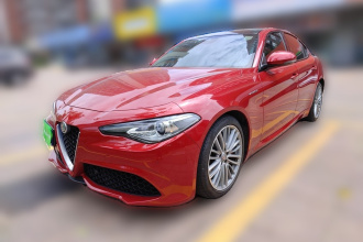 阿尔法·罗密欧 Giulia朱丽叶 2017款 2.0T 280HP 豪华运动版