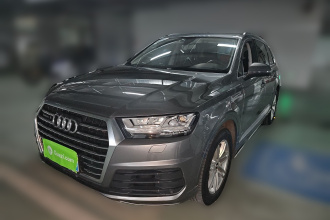 奥迪Q7 2016款 40 TFSI S line运动型