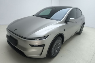 特斯拉 Model Y L 2025款 长续航全轮驱动版