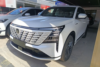 长安CS75 PLUS 2025款 第四代 1.5T 新蓝鲸 智慧尊享型