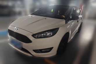 福特 福克斯 2015款 两厢 EcoBoost 180 自动运动型
