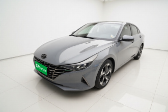 现代 伊兰特 2022款 1.5L CVT LUX尊贵版
