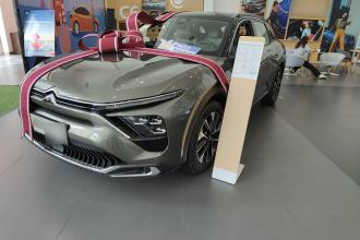 雪铁龙 凡尔赛C5 X 2024款 1.6T 势不凡