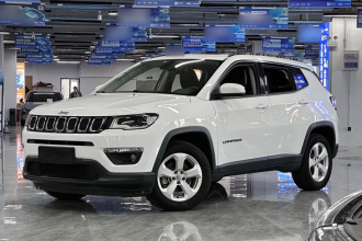 Jeep 指南者 2020款 220T 自动领先版