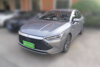 比亚迪 秦PLUS 2024款 荣耀版 DM-i 55KM领先型