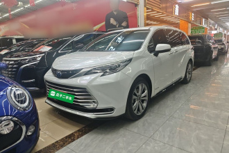 丰田 赛那SIENNA 2021款 2.5L混动 铂金版