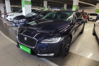 捷豹XFL 2018款 XFL 2.0T 250PS 豪华版