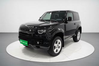 路虎卫士 2024款 90 3.0T P400 HSE