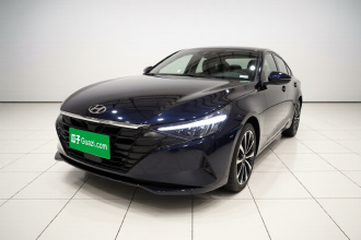 现代 伊兰特 2022款 1.5L CVT 20周年纪念款