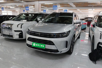 鸿蒙智行 问界M7 2024款 1.5T 智驾四驱Max版 5座