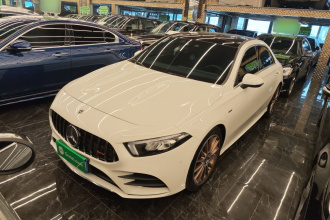 奔驰A级 2019款 A 200 L 运动轿车先行特别版