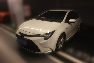 丰田 雷凌 2021款 双擎 1.8H E-CVT豪华版