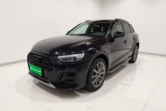 奥迪Q5L 2022款 45T 臻选动感型