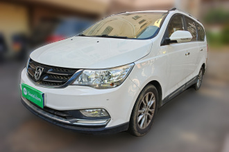 宝骏730 2016款 1.5L 手动舒适型 7座 国V