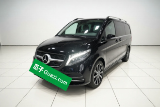 奔驰V级 2022款 V 260 L 长轴距豪华版