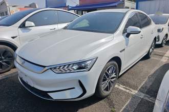 比亚迪 秦PLUS 2024款 荣耀版 EV 420KM领先型