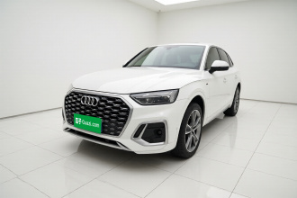 奥迪Q5L Sportback 2022款 40 TFSI 豪华型