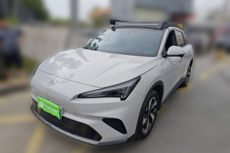 ARCFOX极狐 极狐 阿尔法T5(ARCFOX αT5) 2026款 纯电 560 元境智行版