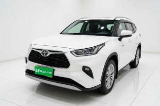 丰田 汉兰达 2022款 双擎 2.5L 四驱尊贵版 7座