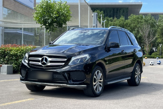 奔驰GLE 2018款 GLE 320 4MATIC 动感型臻藏版