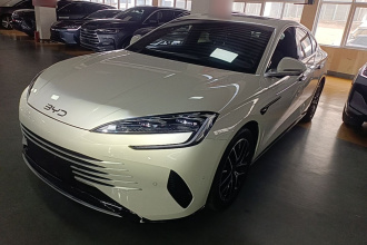 比亚迪 海豹07 DM-i 2025款 智驾版 DM-i 1.5L 125km 尊贵型