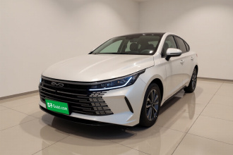 比亚迪 驱逐舰05 2024款 荣耀版 DM-i 55KM 豪华型