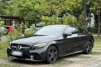 奔驰C级(进口)  C 260 轿跑车