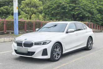 宝马i3 2022款 eDrive 35 L